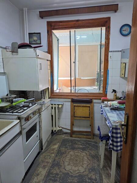 Trapezului, 5 minute metrou 1 Decembrie 1918, chiar pe Prevederii,