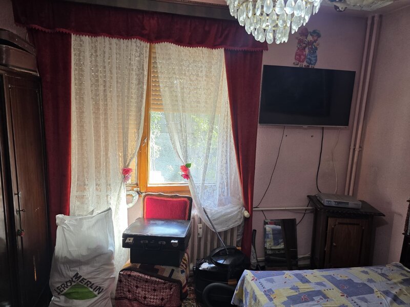 Trapezului, 5 minute metrou 1 Decembrie 1918, chiar pe Prevederii,